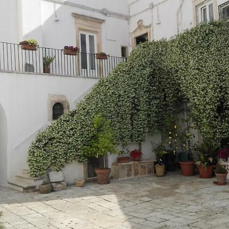 Casa Adele - Dimora Del 1700 Nel Centro Storico Bed & Breakfast Martina Franca Exterior foto