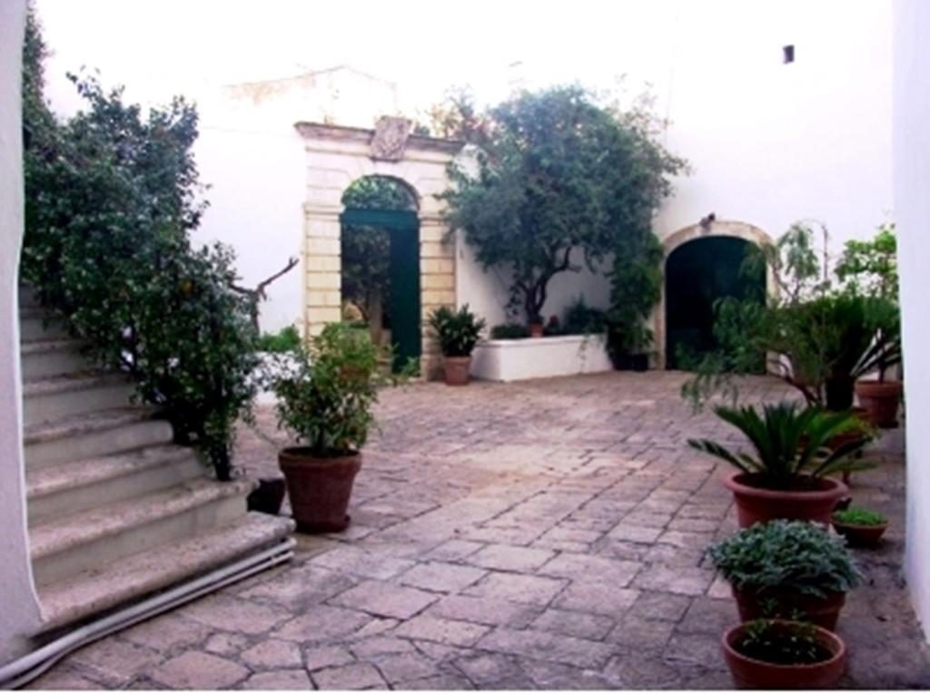 Casa Adele - Dimora Del 1700 Nel Centro Storico Bed & Breakfast Martina Franca Exterior foto