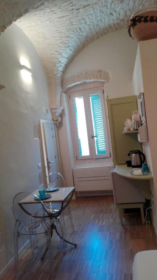 Casa Adele - Dimora Del 1700 Nel Centro Storico Bed & Breakfast Martina Franca Exterior foto