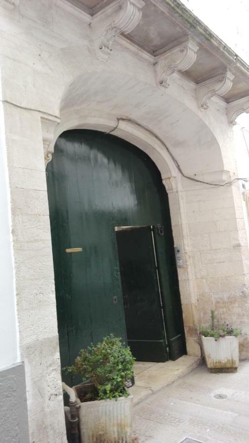 Casa Adele - Dimora Del 1700 Nel Centro Storico Bed & Breakfast Martina Franca Exterior foto