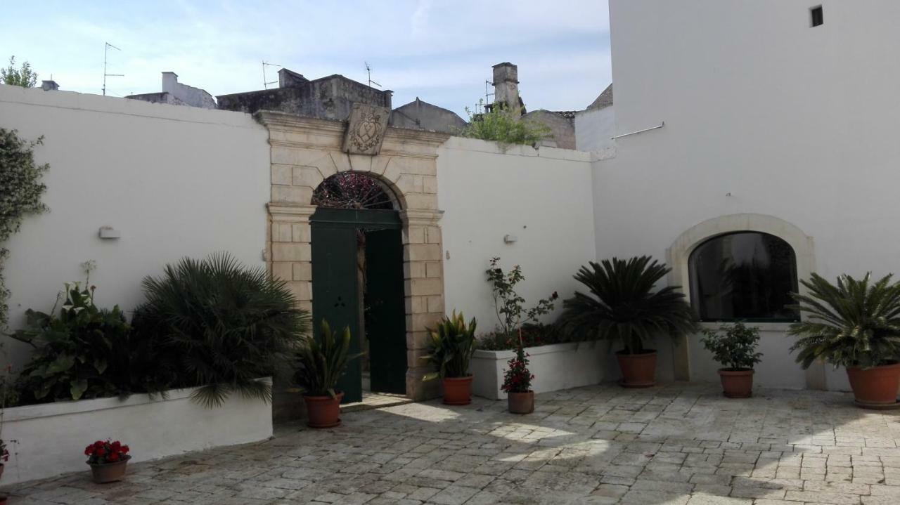 Casa Adele - Dimora Del 1700 Nel Centro Storico Bed & Breakfast Martina Franca Exterior foto